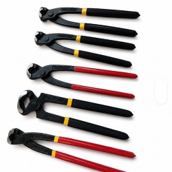 Pliers